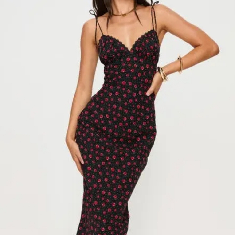Princess Polly Floral Maxi Dress - Black and Red Floral